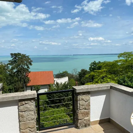 Arttrend Luxury * ティハニ