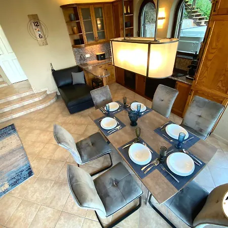 Arttrend Luxury ヴィラ ティハニ