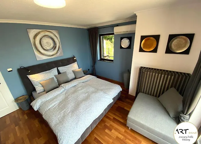 فيلة Arttrend Luxury