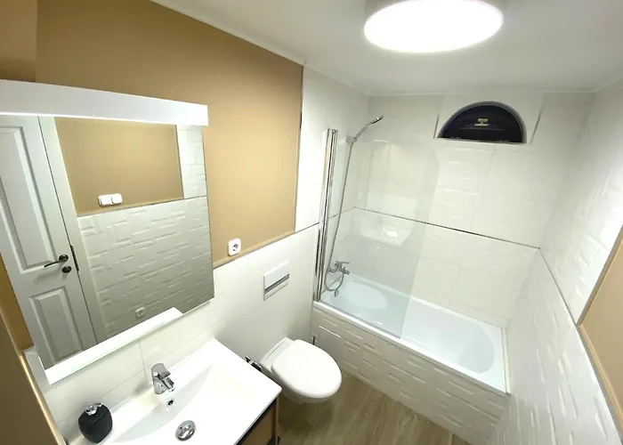 ヴィラ Arttrend Luxury ティハニ