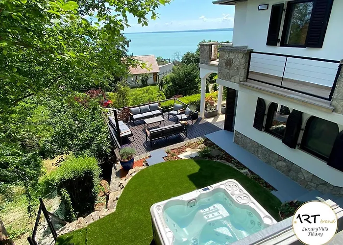 ヴィラ Arttrend Luxury *